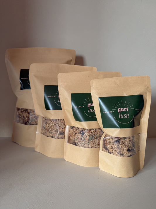 almond, cinnamon, cranberry & pumpkin seed granola ☁️